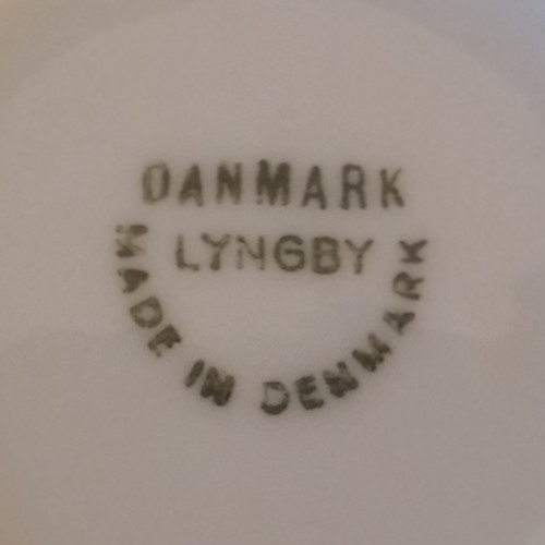 Lyngby kuvertaskebæger