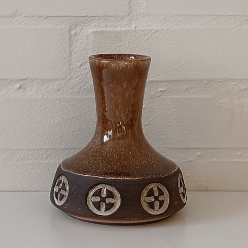 Gyldenbrun vase fra Frank Keramik