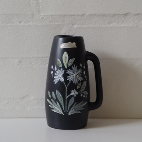 Ravnild Keramik, køn vase med hank